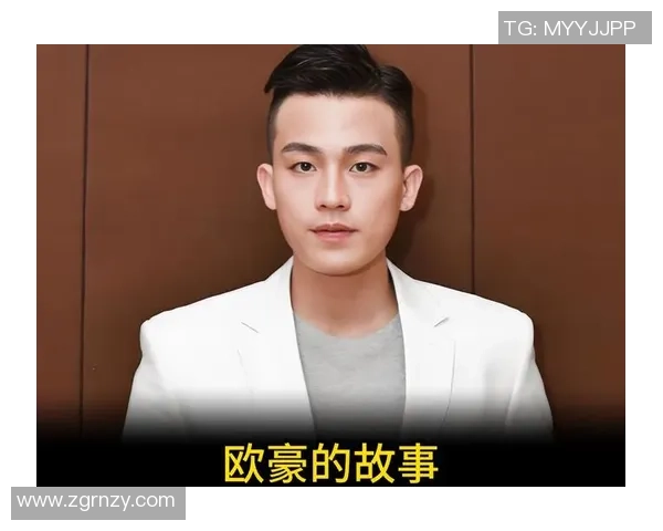 《足球星梦逆袭之路从草根到荣耀的咸鱼翻身传奇》 《足球星梦逆袭之路从草根到荣耀的咸鱼翻身传奇》