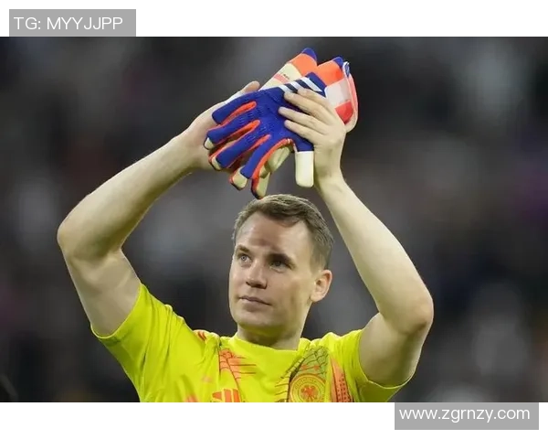 德国足球传奇门将诺伊尔的辉煌生涯与成就回顾 德国足球传奇门将诺伊尔的辉煌生涯与成就回顾