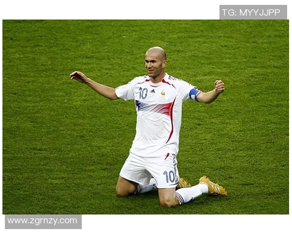 从街头少年到绿茵巨星一位足球天才逆袭成长的心路历程 从街头少年到绿茵巨星一位足球天才逆袭成长的心路历程