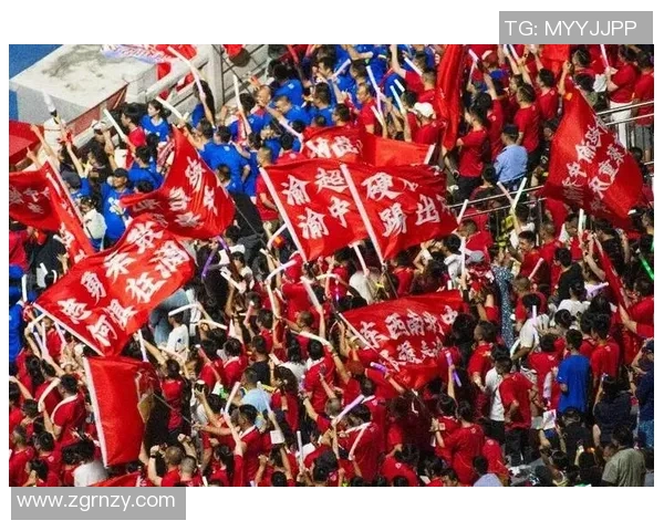 回归故土的绿茵巨星重返主场点燃球迷无限热情